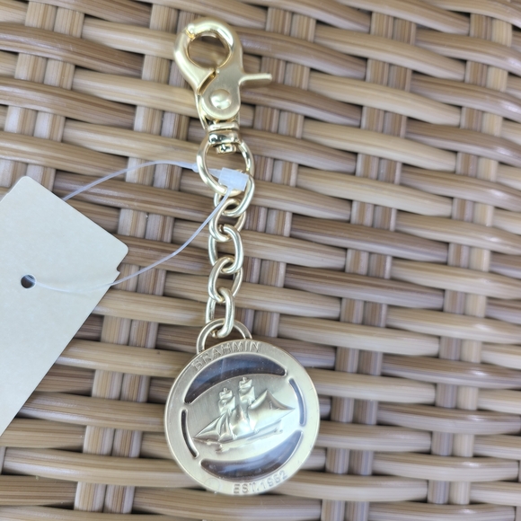 Brahmin Heritage Medallion Keychain Signature Gold - Picture 4 of 6